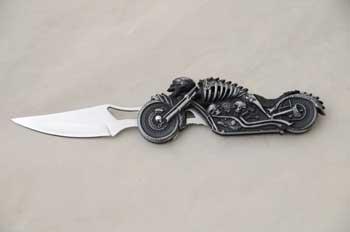 Couteau squelette